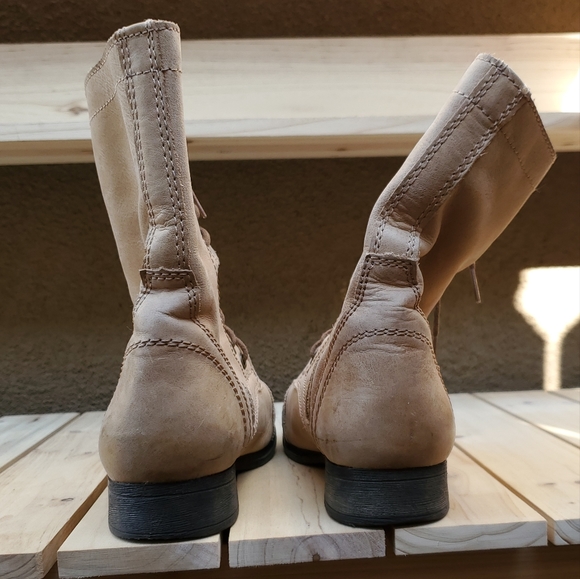 Steve Madden Military-Inspired Lace up w/ Zipper Leather Boots. Size 6.5. Tan - Picture 4 of 15